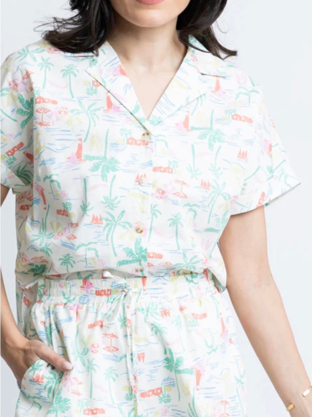 Karlie Seashore Scallop Short